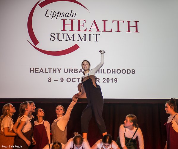 Dance performance at Uppsala Health Summit 2019 at Uppsala castle